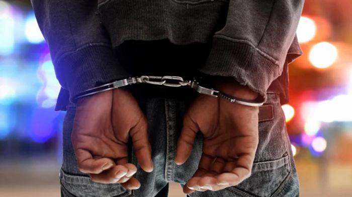 Χειροπέδες σε 36χρονο που έτρεχε με 205 χλμ./ώρα στην Αθηνών-Κορίνθου
